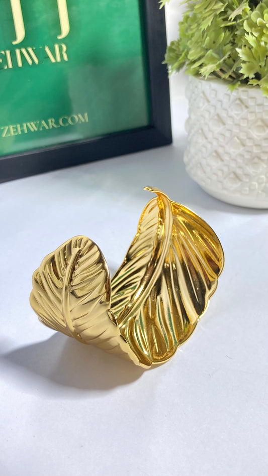 Regalia Leaf Cuff